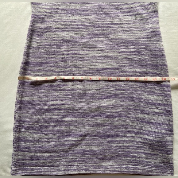 Knit Halterneck Dress - Picture 5 of 7